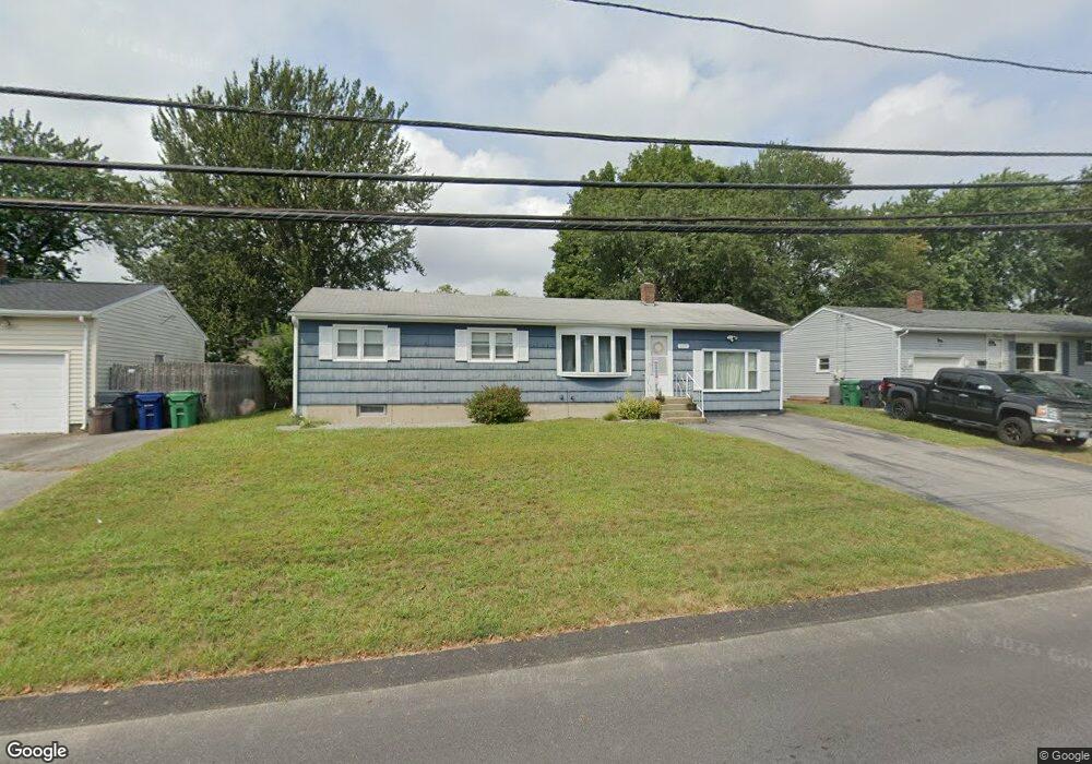 107 Foxcroft Ave, Warwick, RI 02889 - photo 1