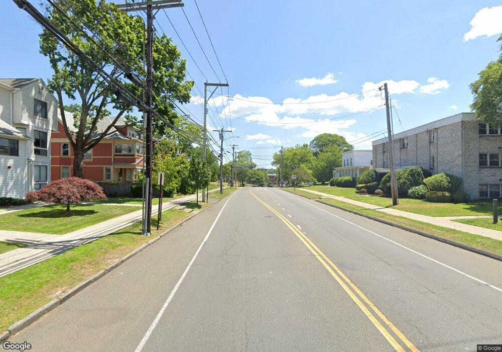 1006 Whalley Ave unit B, New Haven, CT 06515 - photo 1