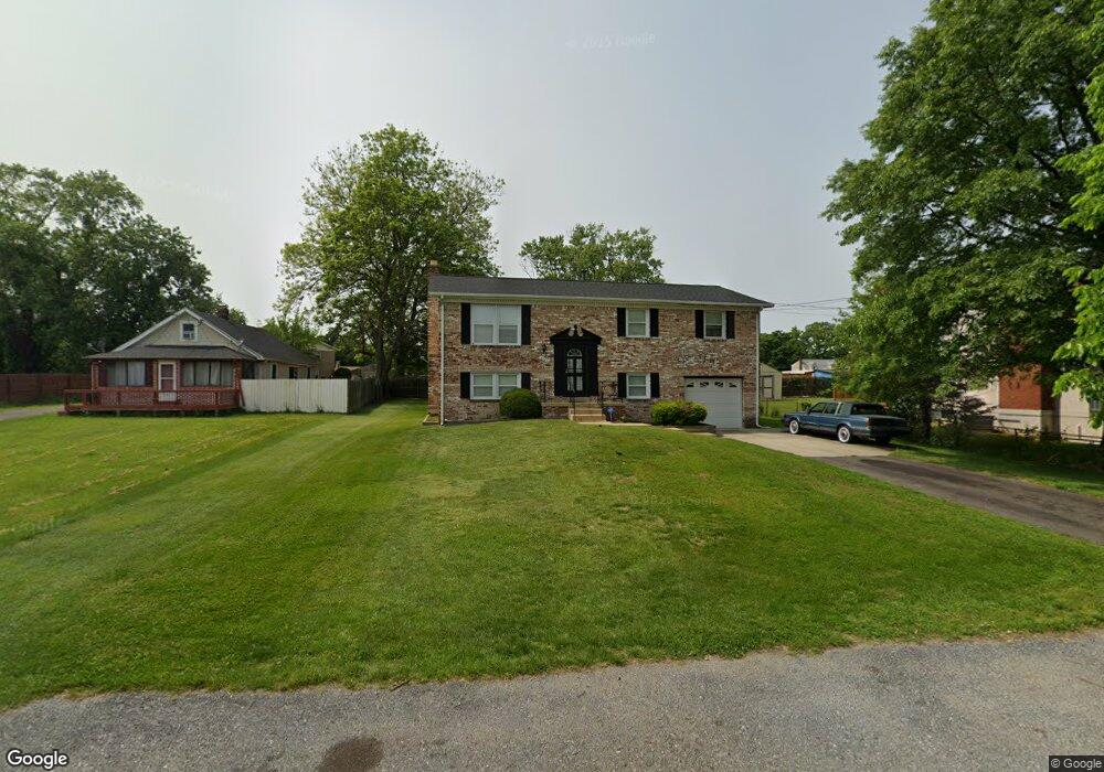 5725 Fisher Rd, Temple Hills, MD 20748 - photo 1