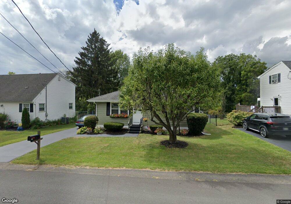 35 Acorn Ave, Rensselaer, NY 12144 - photo 1