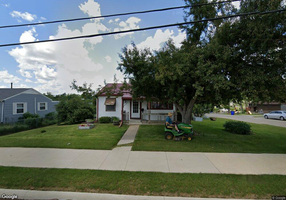 4110 Johnson Ave NW, Cedar Rapids, IA 52405 - photo 1