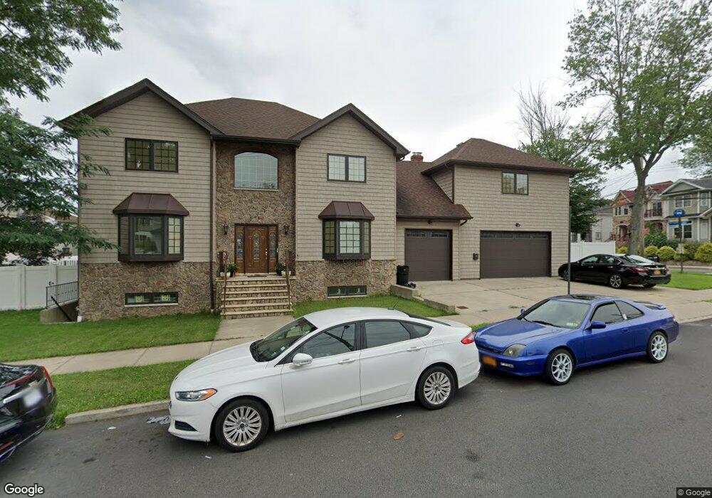 10 Arbutus Ave, Staten Island, NY 10312 - photo 1