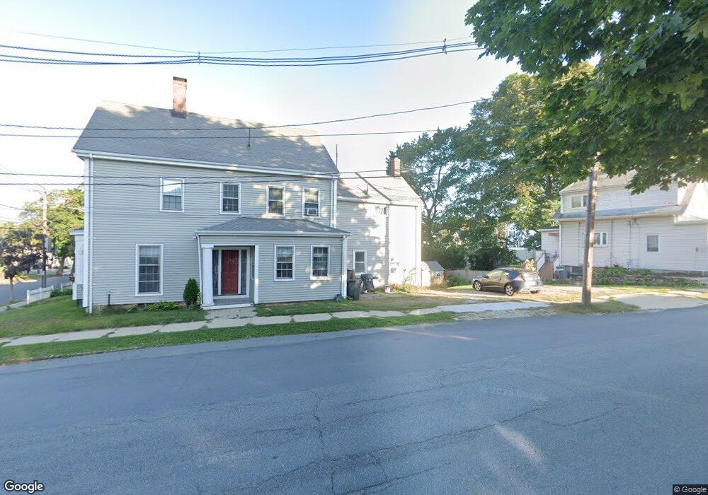 142 Hancock St unit 2, Stoneham, MA 02180 - photo 1