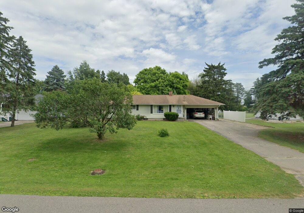 350 Elizabeth Dr, Owosso, MI 48867 - photo 1