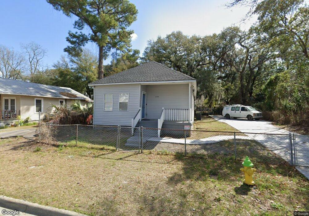 220 Forrest Ave, Savannah, GA 31404 - photo 1