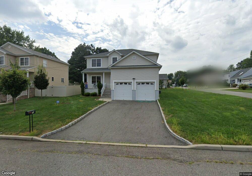 70 Lake View Blvd, Edison, NJ 08817 - photo 1