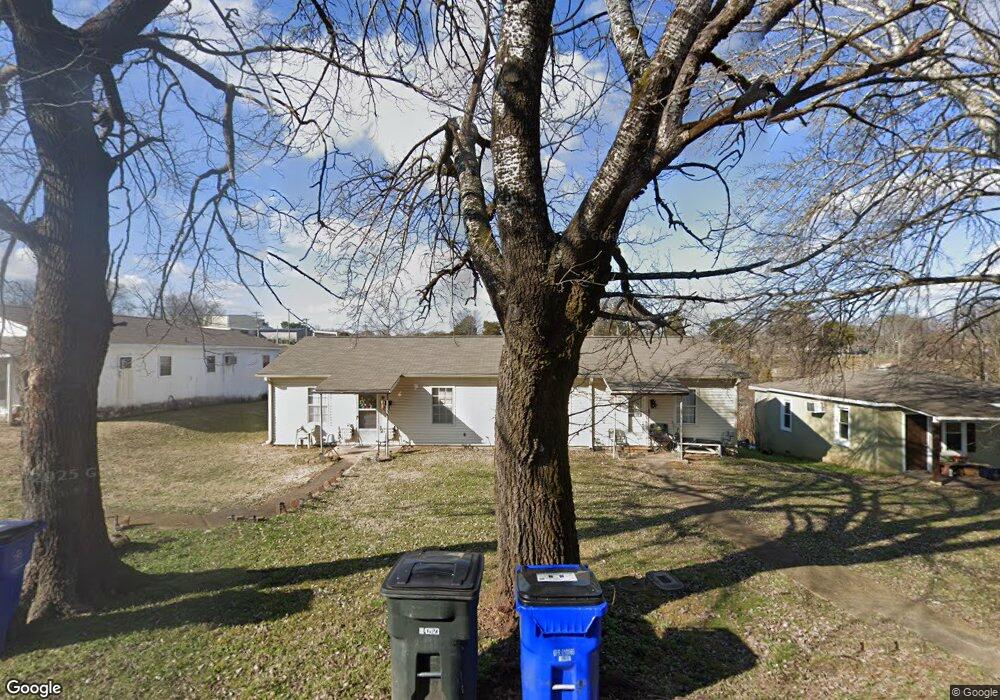 807 E Limestone St, Florence, AL 35630 - photo 1