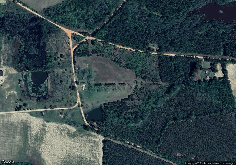 724 Chatfield Rd, Wray, GA 31798 - photo 1