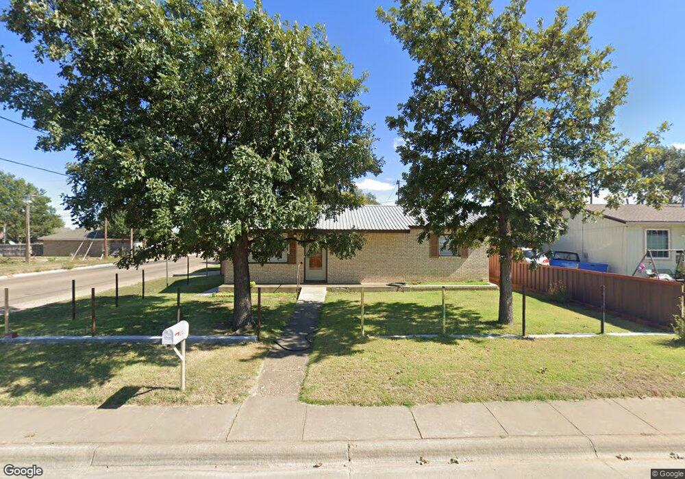 414 N Bliss Ave, Dumas, TX 79029 - photo 1