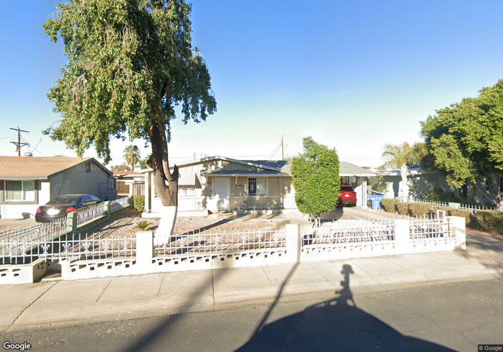 2340 N 47th Dr, Phoenix, AZ 85035 - photo 1