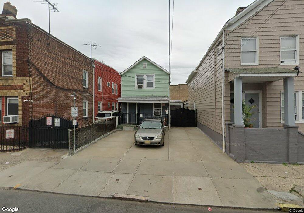227 Walnut St, Newark, NJ 07105 - photo 1
