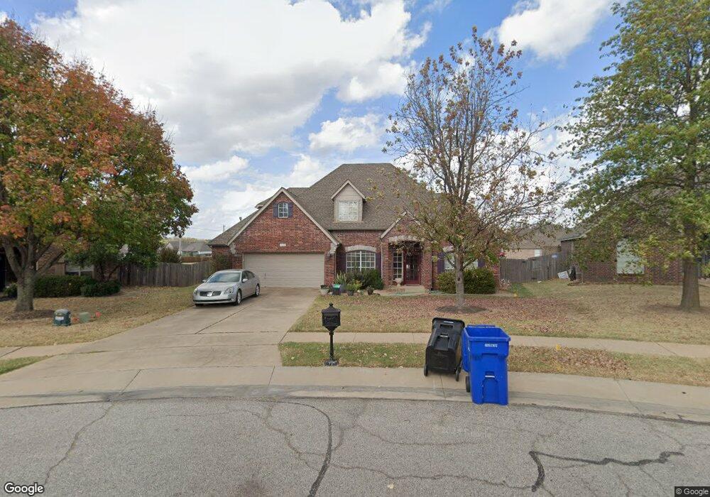 1100 E Edgewater Place, Broken Arrow, OK 74012 - photo 1