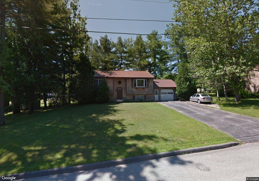 16 Pike St, Lisbon Falls, ME 04252 - photo 1