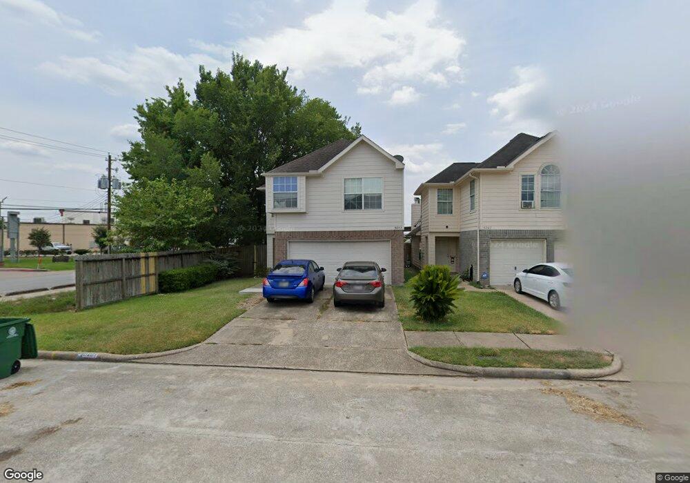 9203 Kingsflower Cir, Houston, TX 77075 - photo 1