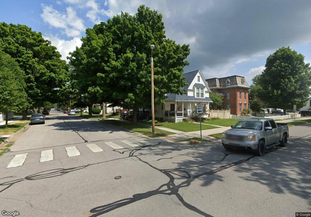 215 W 4th St, Auburn, IN 46706 - photo 1