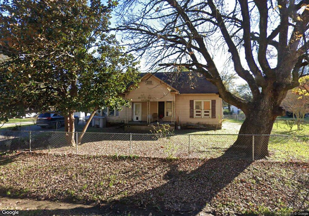 1301 S Lowe St, Stuttgart, AR 72160 - photo 1