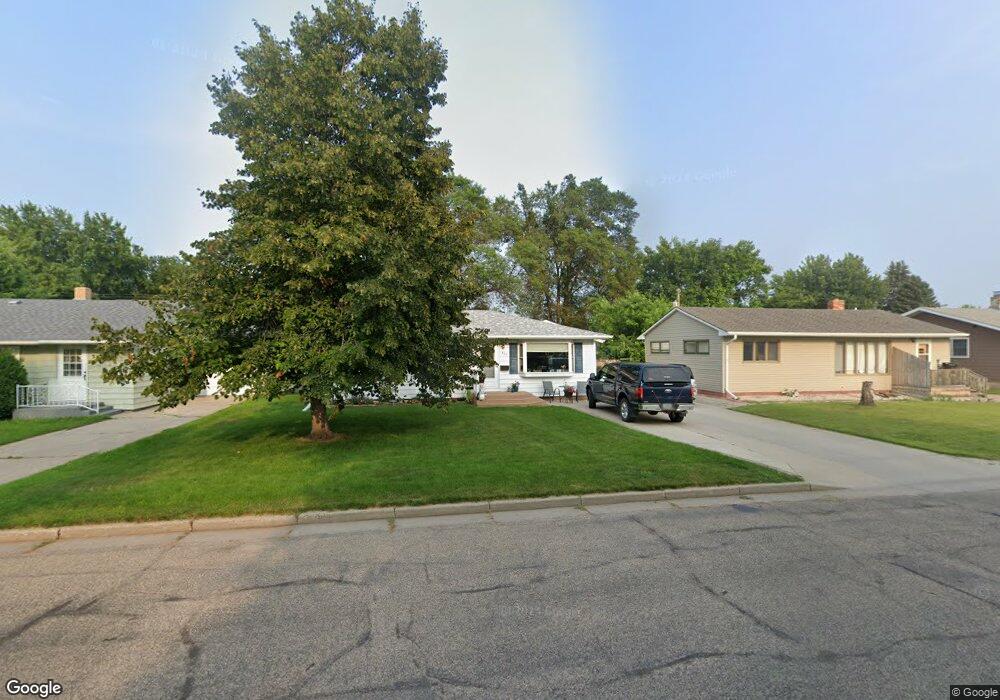 326 13th Ave NE, Jamestown, ND 58401 - photo 1