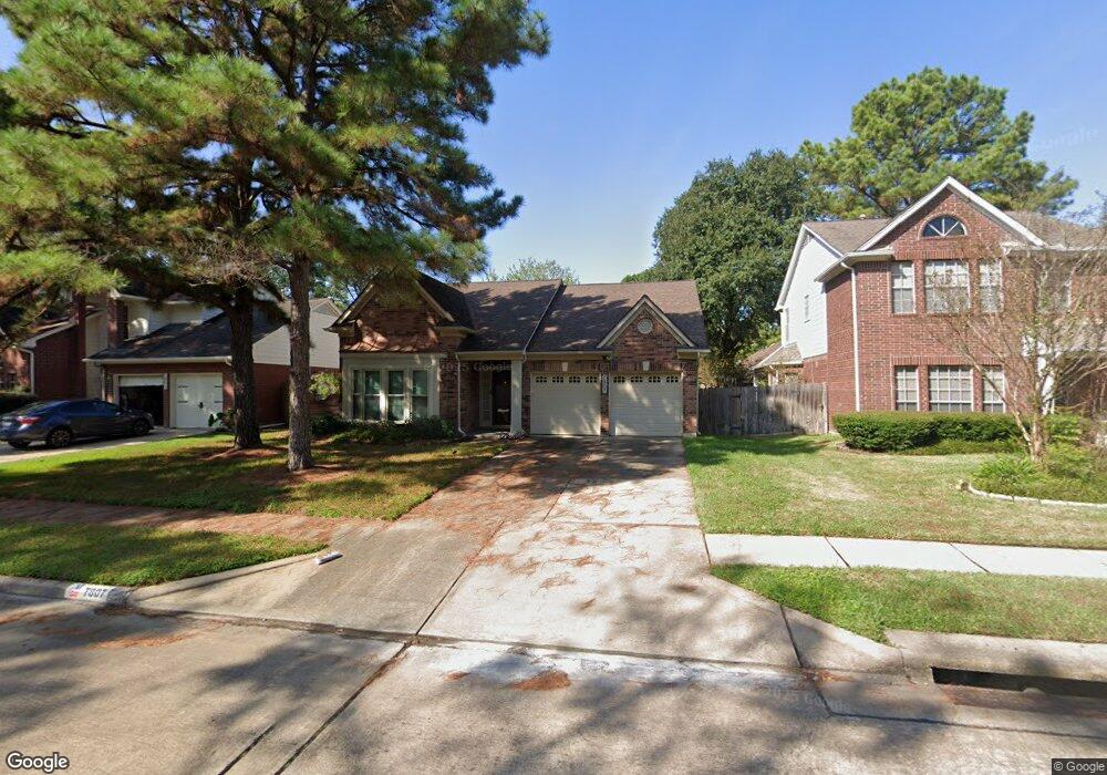 7807 Park Hollow Ct, Houston, TX 77095 - photo 1
