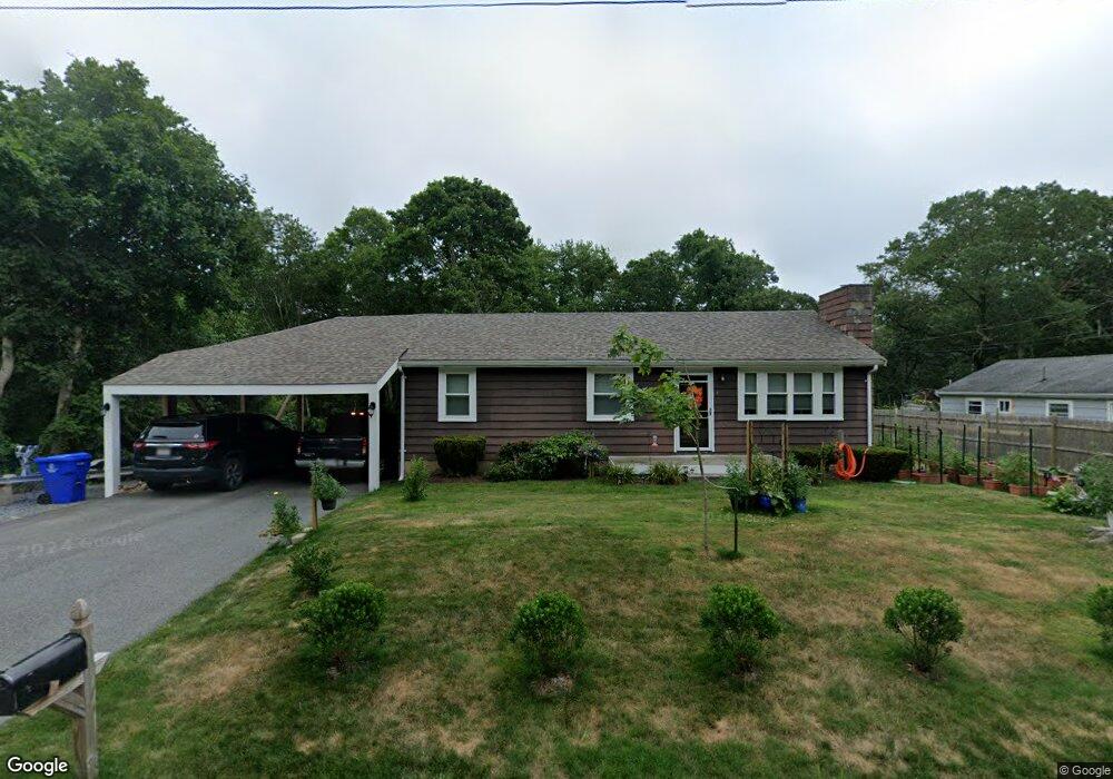 8 Cliff Rd, Bourne, MA 2532 - photo 1