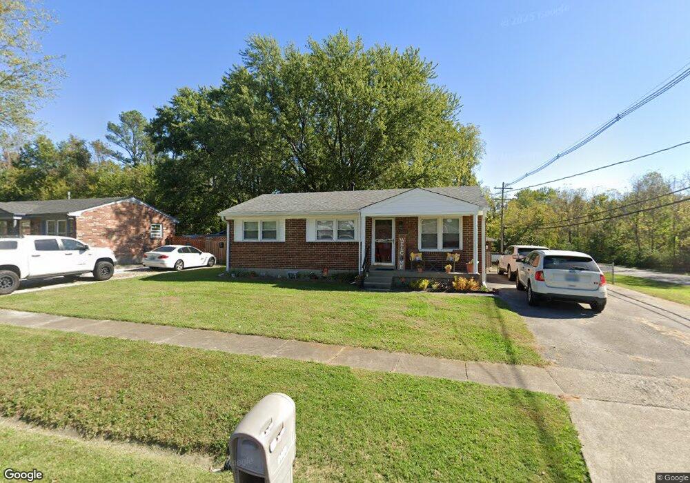 9317 Lantana Dr, Louisville, KY 40229 - photo 1