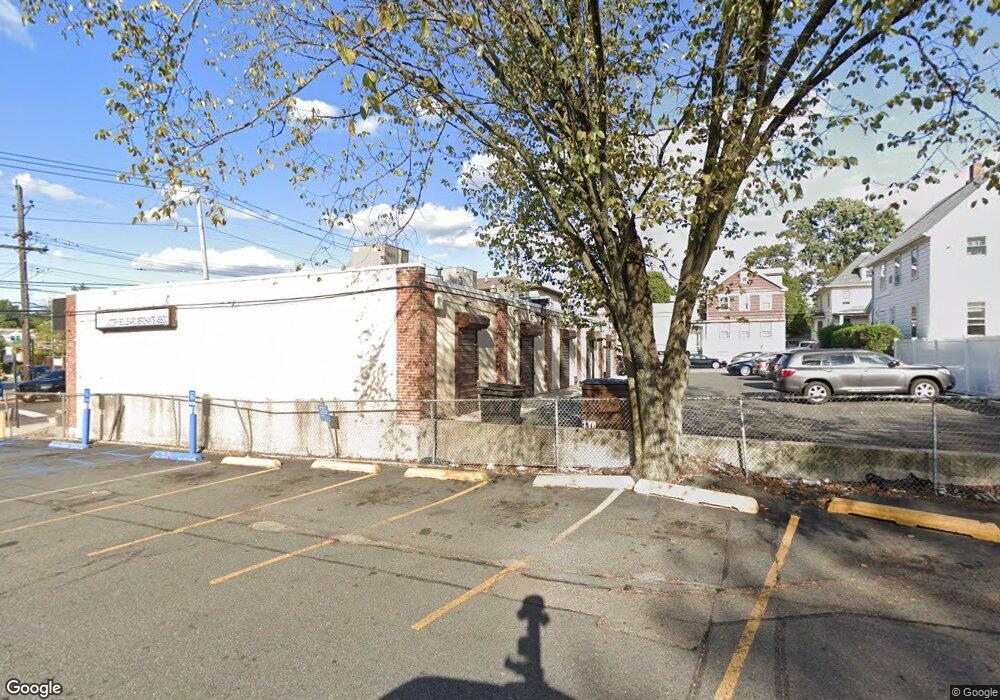 1898B Victory Blvd, Staten Island, NY 10314 - photo 1