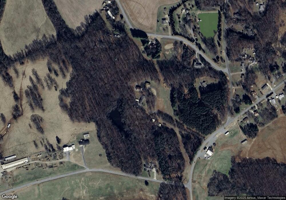 1357 Jennings Rd, Statesville, NC 28625 - photo 1