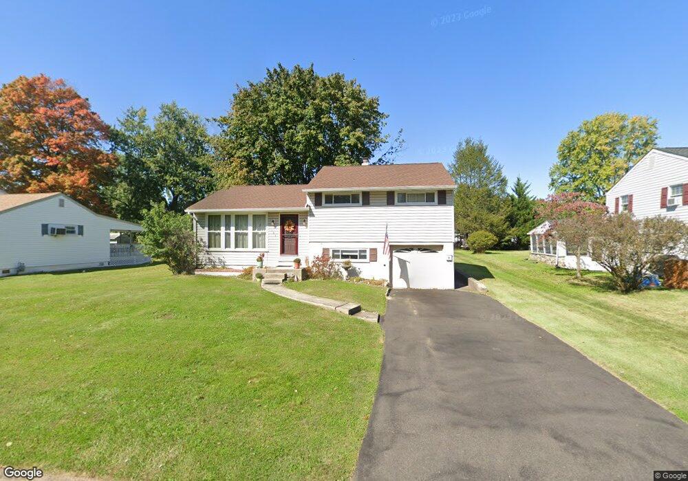 157 Miller Dr, Southampton, PA 18966 - photo 1