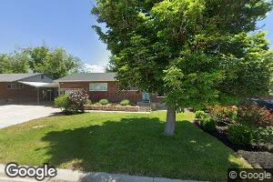 9601 S Garnet Dr, Sandy, UT 84094