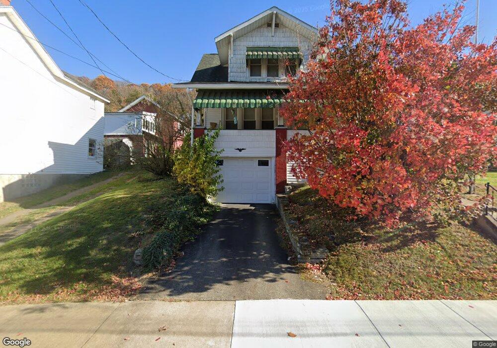 216 N 2nd St, West Newton, PA 15089 - photo 1