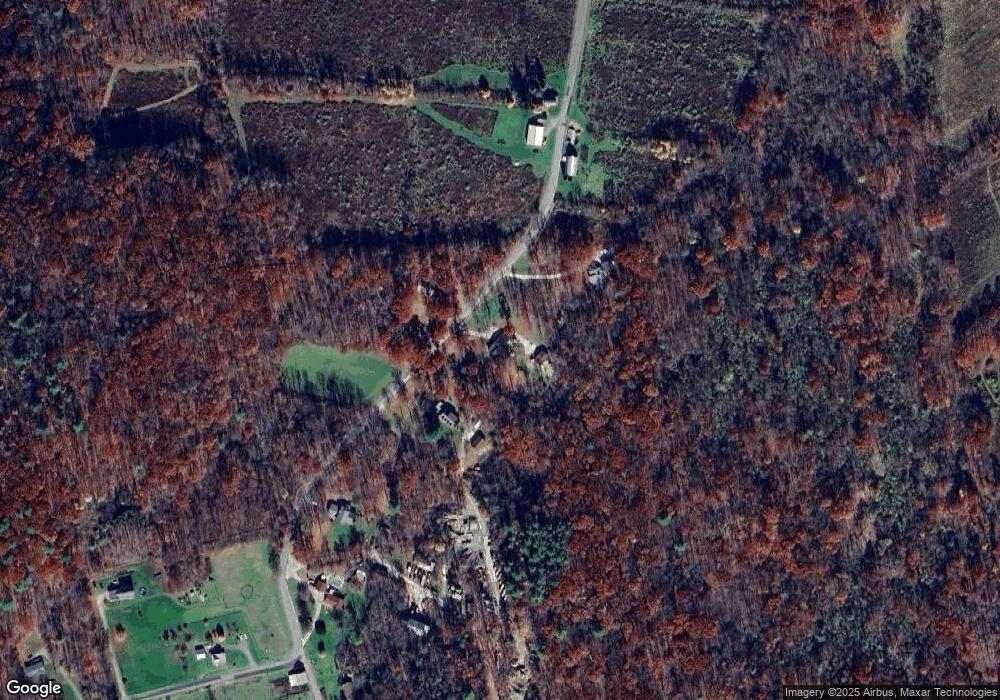 394 Post Hill Rd, Falls, PA 18615 - photo 1