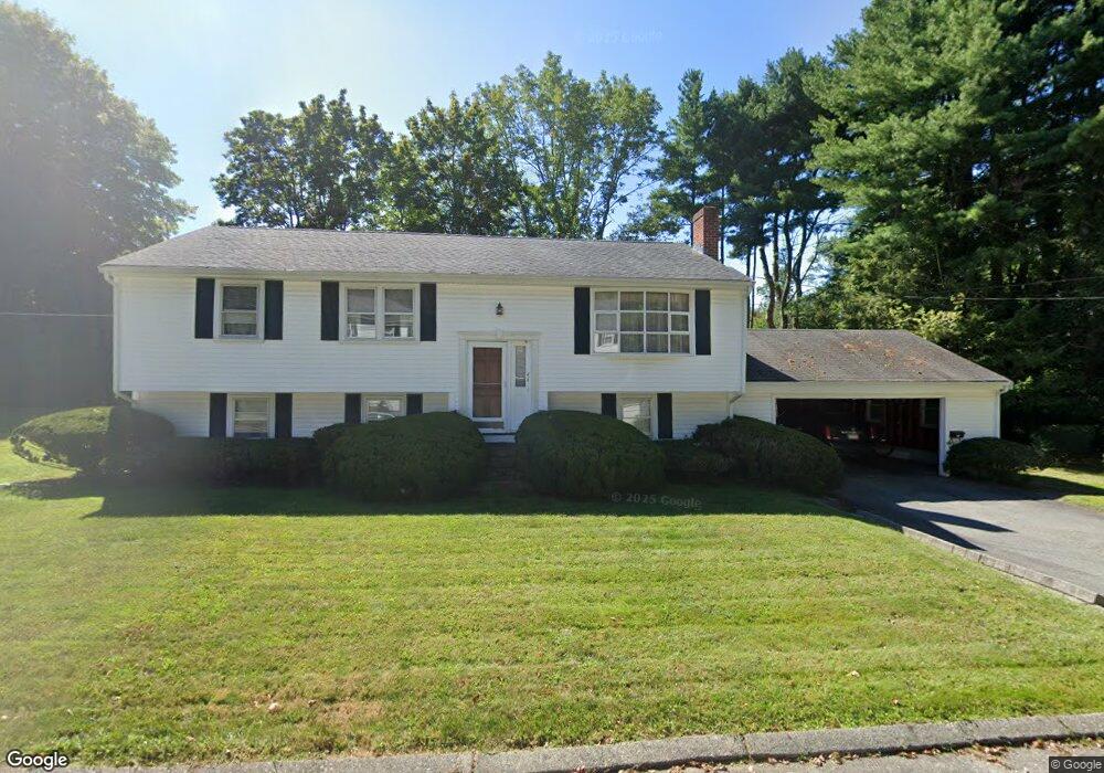 44 Ellis Cir, South Weymouth, MA 02190 - photo 1