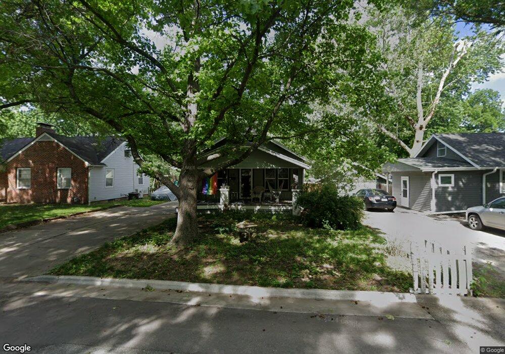 1515 SW Webster Ave, Topeka, KS 66604 - photo 1