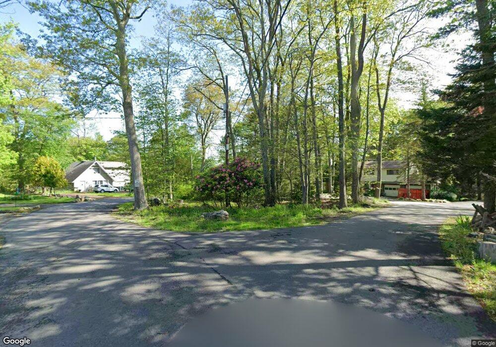 J 604 Acorn Ln, Tobyhanna, PA 18466 - photo 1