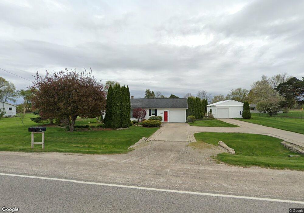 10491 Beecher Rd, Flushing, MI 48433 - photo 1