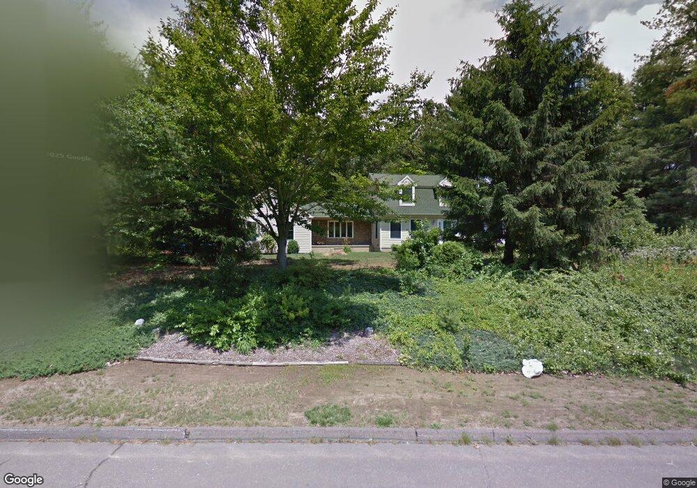 2 Kingfisher Ln, Suffield, CT 06078 - photo 1