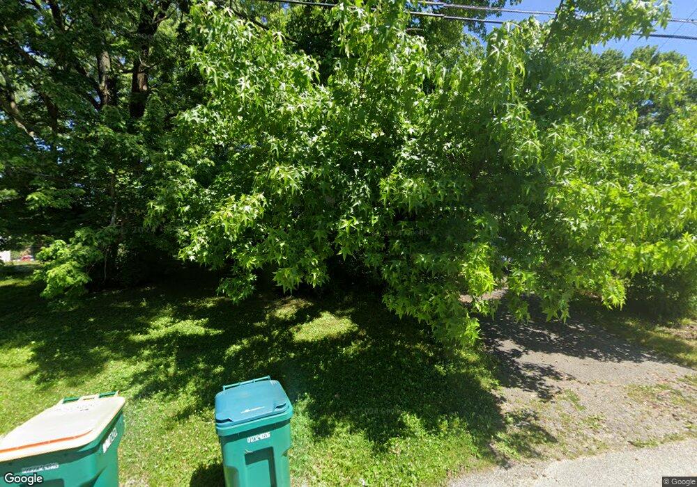 638 Poplar St, Plainfield, IN 46168 - photo 1