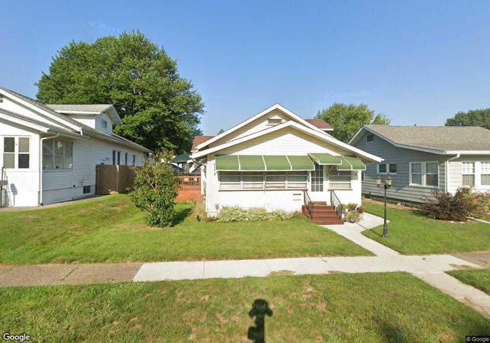 2323 6th St, Moline, IL 61265 - photo 1