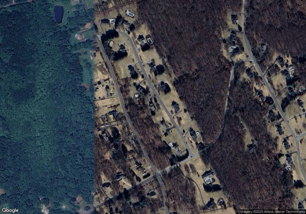 10 Founders Ln, Sandy Hook, CT 06482 - photo 1