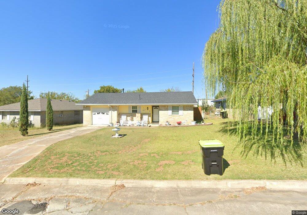 820 Howard St, Ada, OK 74820 - photo 1