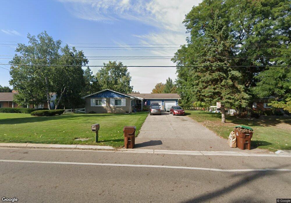 4332 W Willow Hwy, Lansing, MI 48917 - photo 1