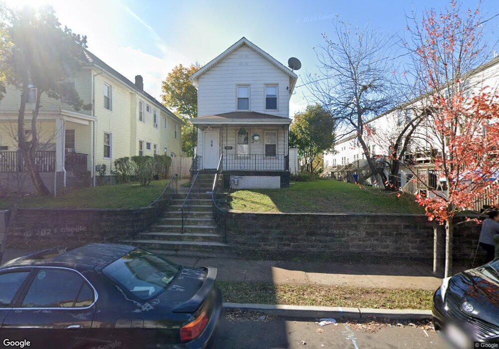 152 Handy St, New Brunswick, NJ 08901 - photo 1