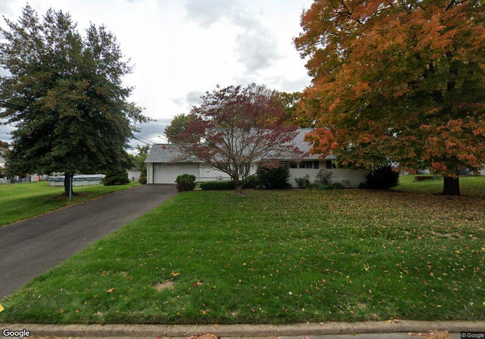 7 Steeplebush Rd, Levittown, PA 19056 - photo 1