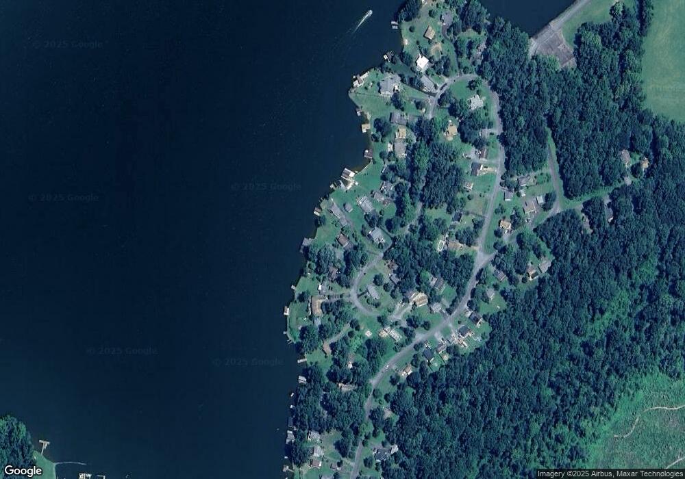 101 Lakeview Cir, Louisa, VA 23093 - photo 1