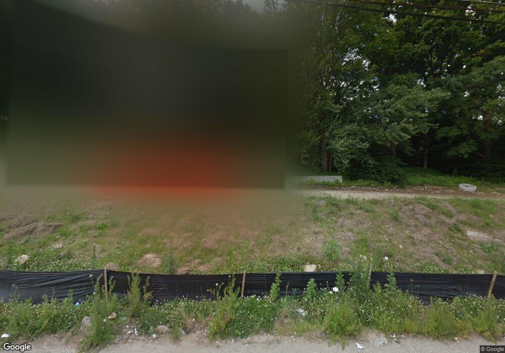 439 Chase Ave, Waterbury, CT 06704 - photo 1