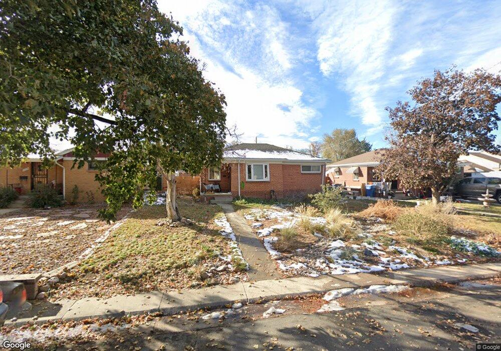 2249 Kenton St, Aurora, CO 80010 - photo 1