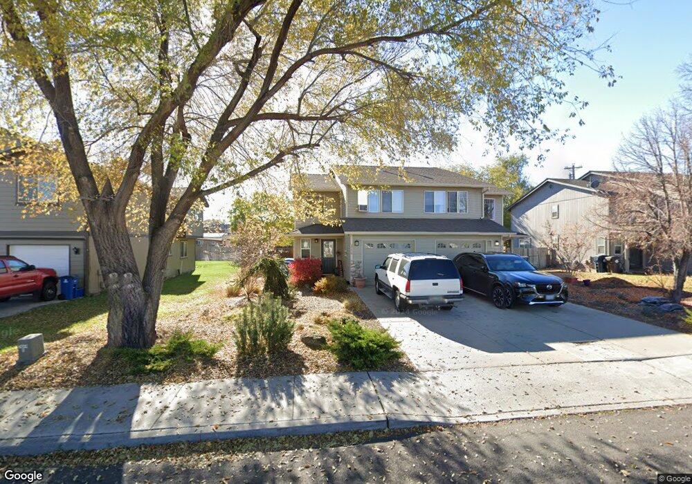 2250 SW Reindeer Ave, Redmond, OR 97756 - photo 1