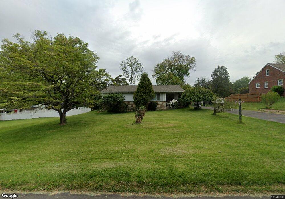 1229 Strathmann Dr, Southampton, PA 18966 - photo 1