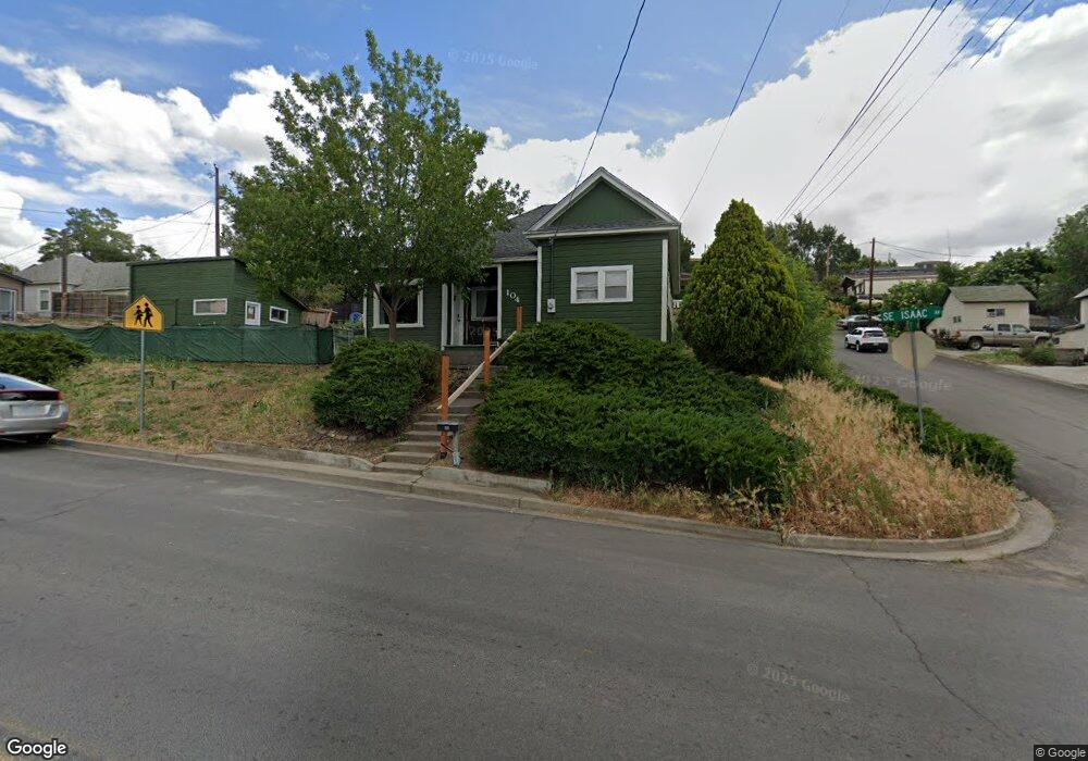 812 SW 1st St, Pendleton, OR 97801 - photo 1