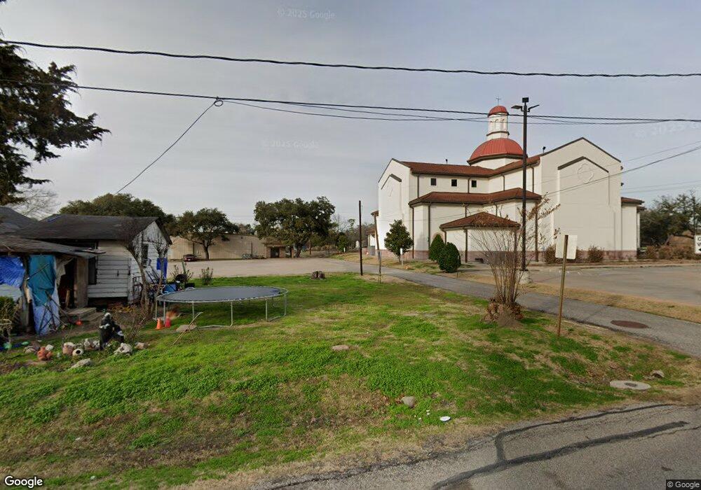 1505 Avenue E, Rosenberg, TX 77471 - photo 1