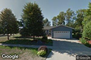 117 E Rummel Ave, Lennox, SD 57039